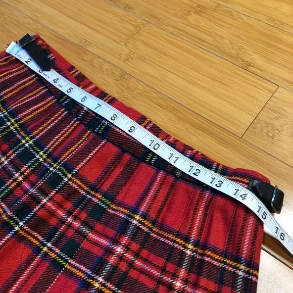 Vintage 100% Wool Skirt Kilt Tartan Plaid Pleated Irish Red Winter Fall Swiftie - Picture 11 of 11